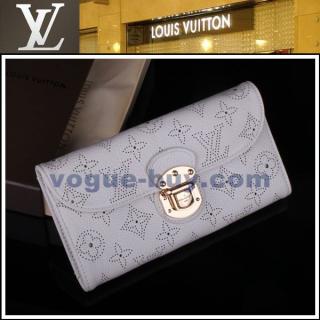 Louis Vuitton replica mahina leather Amelia Wallet M58132(lin)