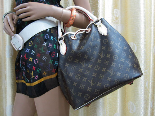 Louis Vuitton replica monogram canvas neo M40372