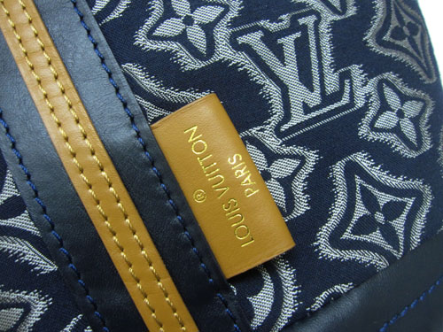 Louis Vuitton replica Prefall 2010 Aviator M40383