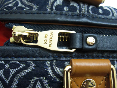 Louis Vuitton replica Prefall 2010 Aviator M40383