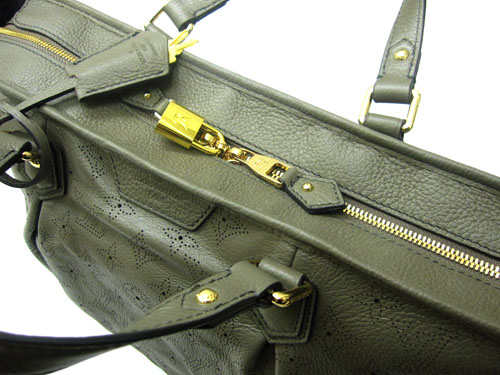 Louis Vuitton replica mahina leather stellar PM M93063 (taupe)