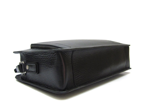 Louis Vuitton replica Utah Leather Yurok M97045 (noir) 