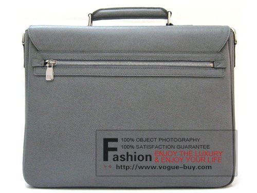 Louis Vuitton replica Taiga Leather Vassili GM M32638 (glacier)